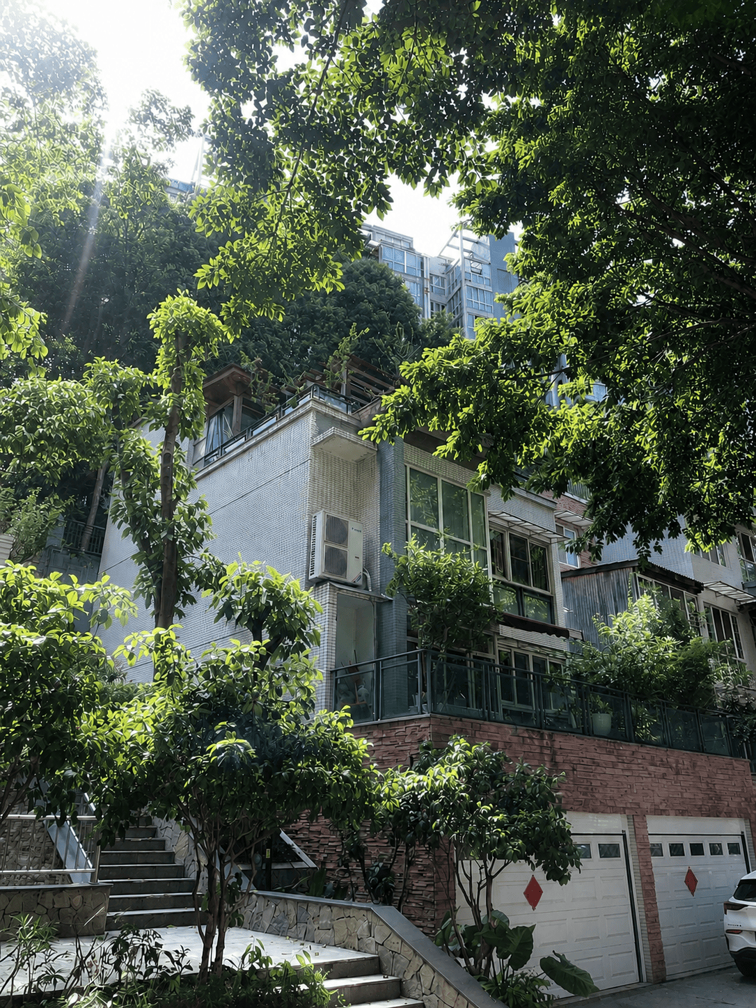 潜江岛居岁月从容升级：小小岛老别墅加装蒂升悦行款电梯
